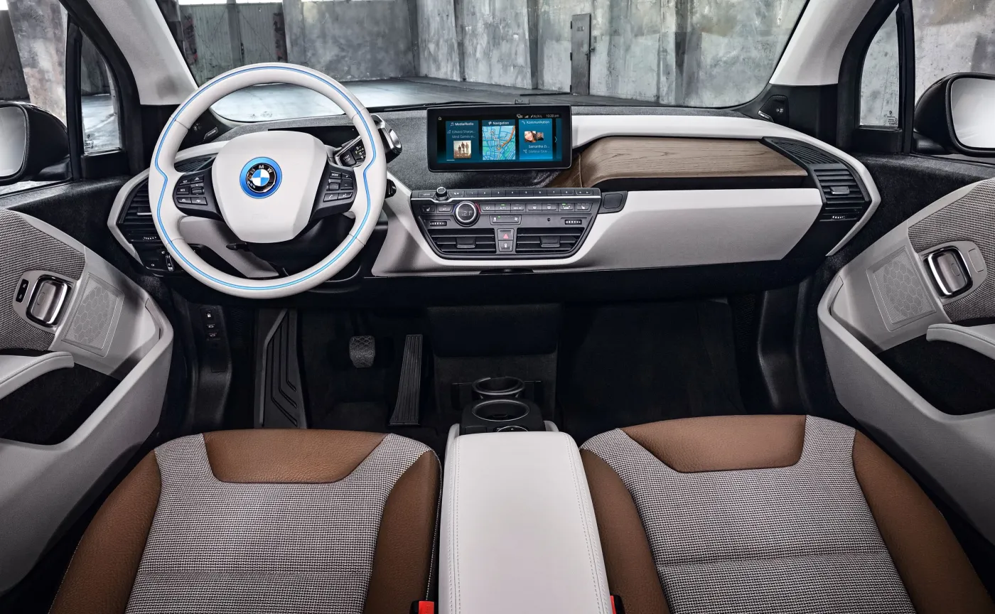 10841791-bmw-i3.jpg