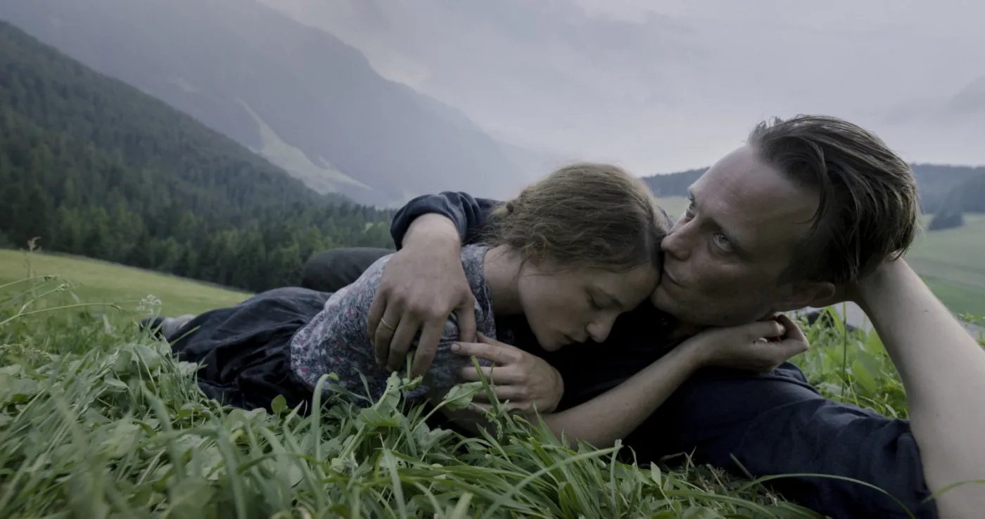 Kadr z filmu "A Hidden Life" Terrene'a Malicka