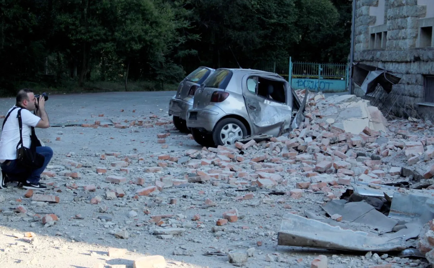 Tirana. Zniszczenia po trzęsieniu ziemi