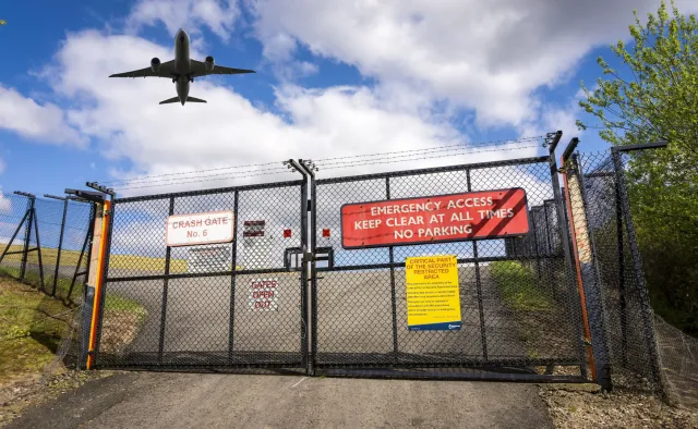 "On… tam jest… spójrz na niego… Boże miłosierny". 40 lat od jednej z największych katastrof lotniczych