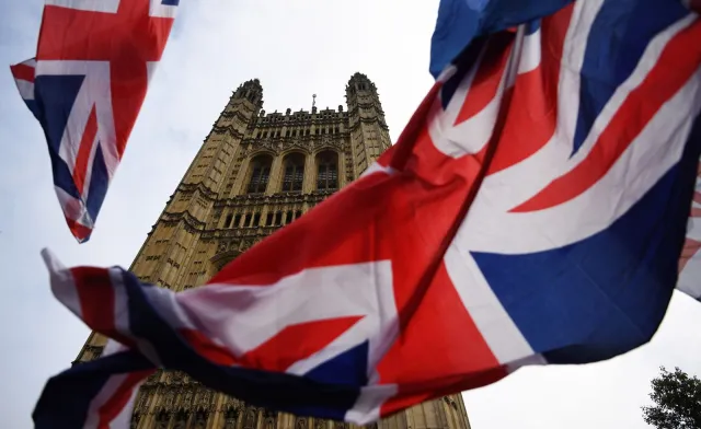 W UE27 zgoda co do przedłużenia brexitu, ale nie ma na razie decyzji, o ile