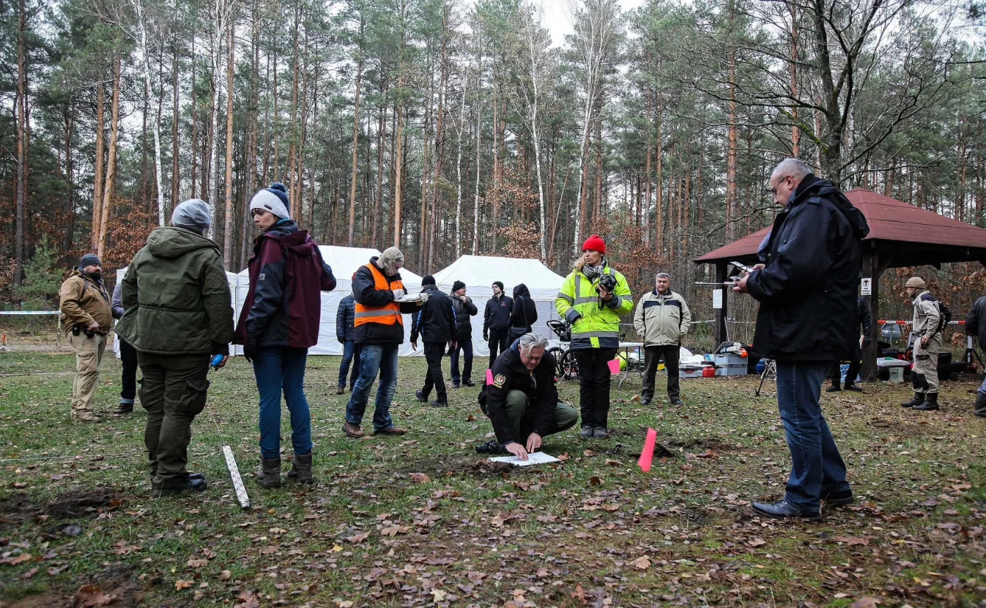 12740450-prace-badawcze-w-okolicach-treblinki.jpg