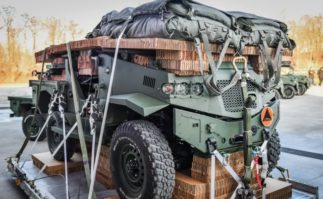 AERO 4x4 na wroga spadnie z nieba. Oto nowy samochód dla wojska stworzony przez Polaków