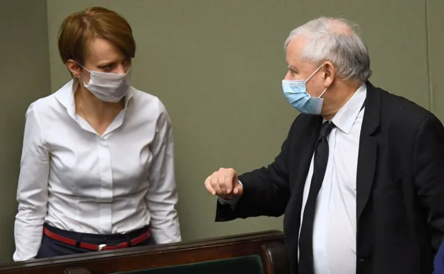 Kiedy głosowanie korespondencyjne? Emilewicz zabrała głos