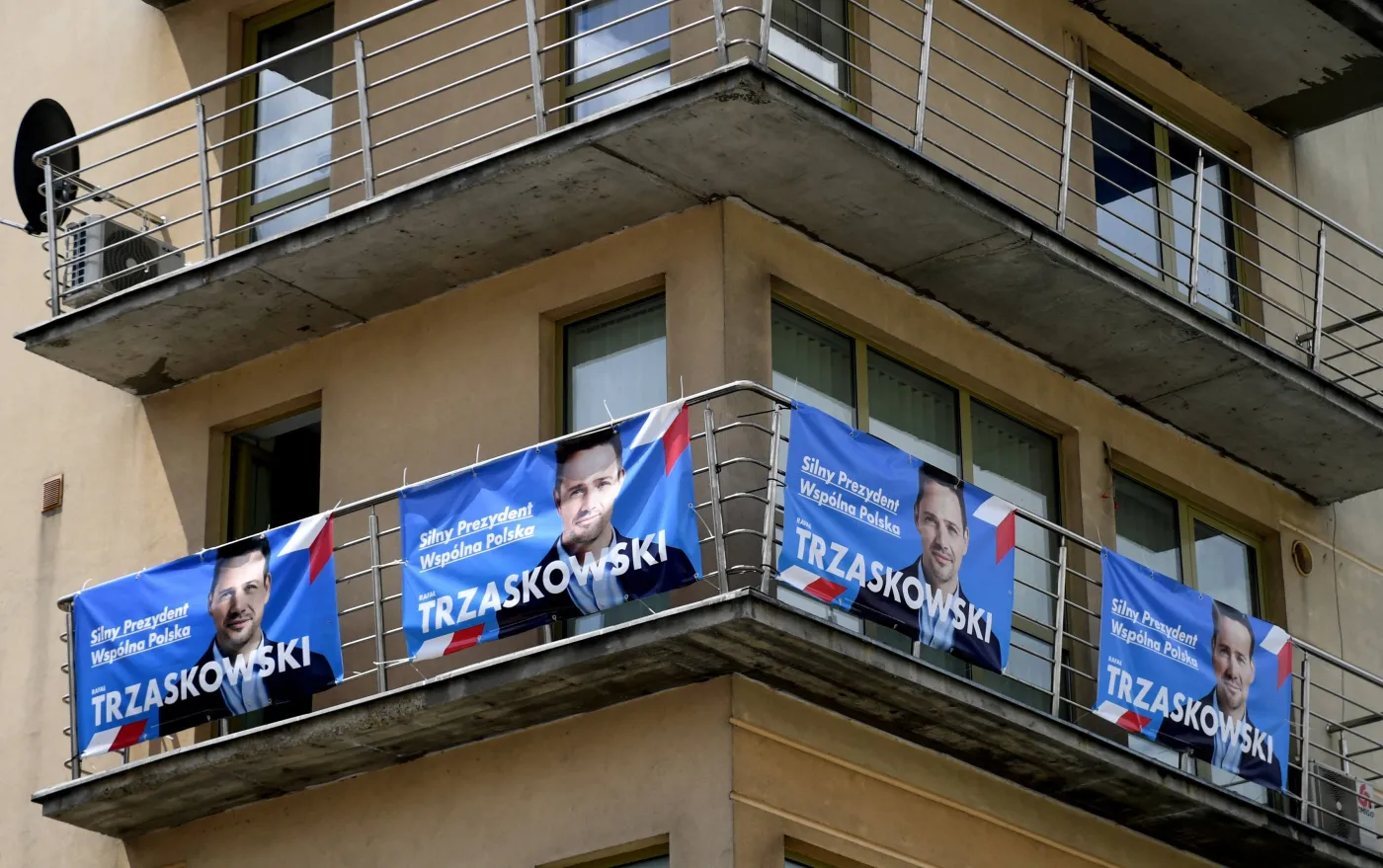 Agitacja na rzecz Trzaskowskiego? Będzie skarga łódzkiego PiS do PKW