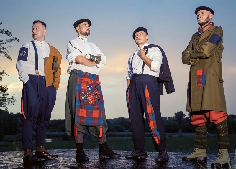 "Od oceny faktów są historycy i publicyści. Hańba! pokazuje II RP w dalszym stadium"