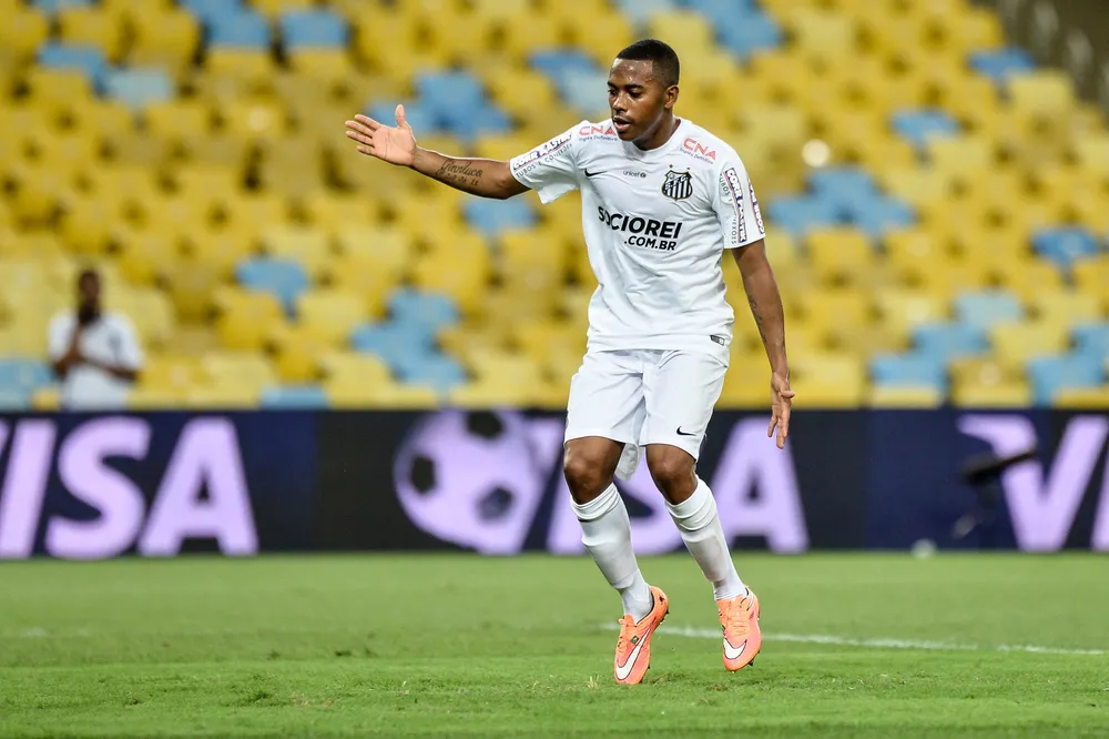 Santos zawiesił kontrakt z Robinho. Piłkarz ma się skupić na kłopotach z prawem