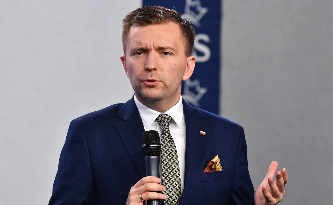 Rząd wprowadzi wieczorny  zakaz sprzedaży alkoholu? Schreiber: To fake news