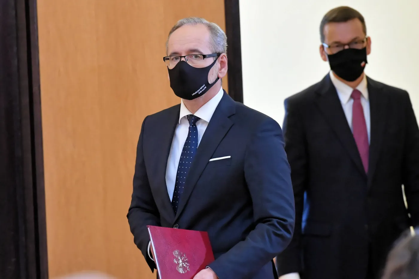 Wirusolog w TVP Info o mobilizacji rządu w walce z epidemią: Może troszkę za późno