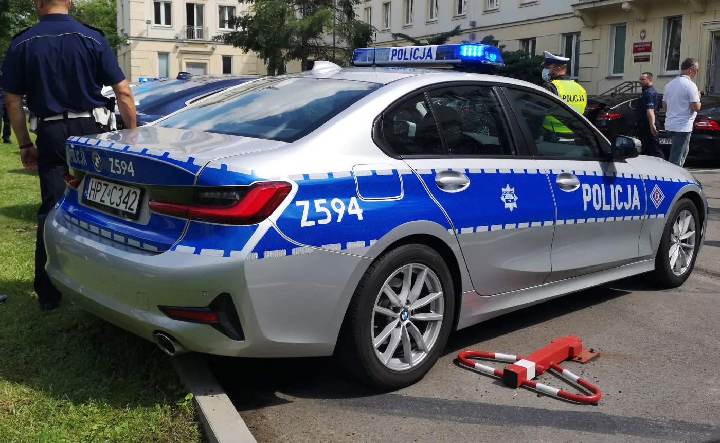 policja-28092318.jpg