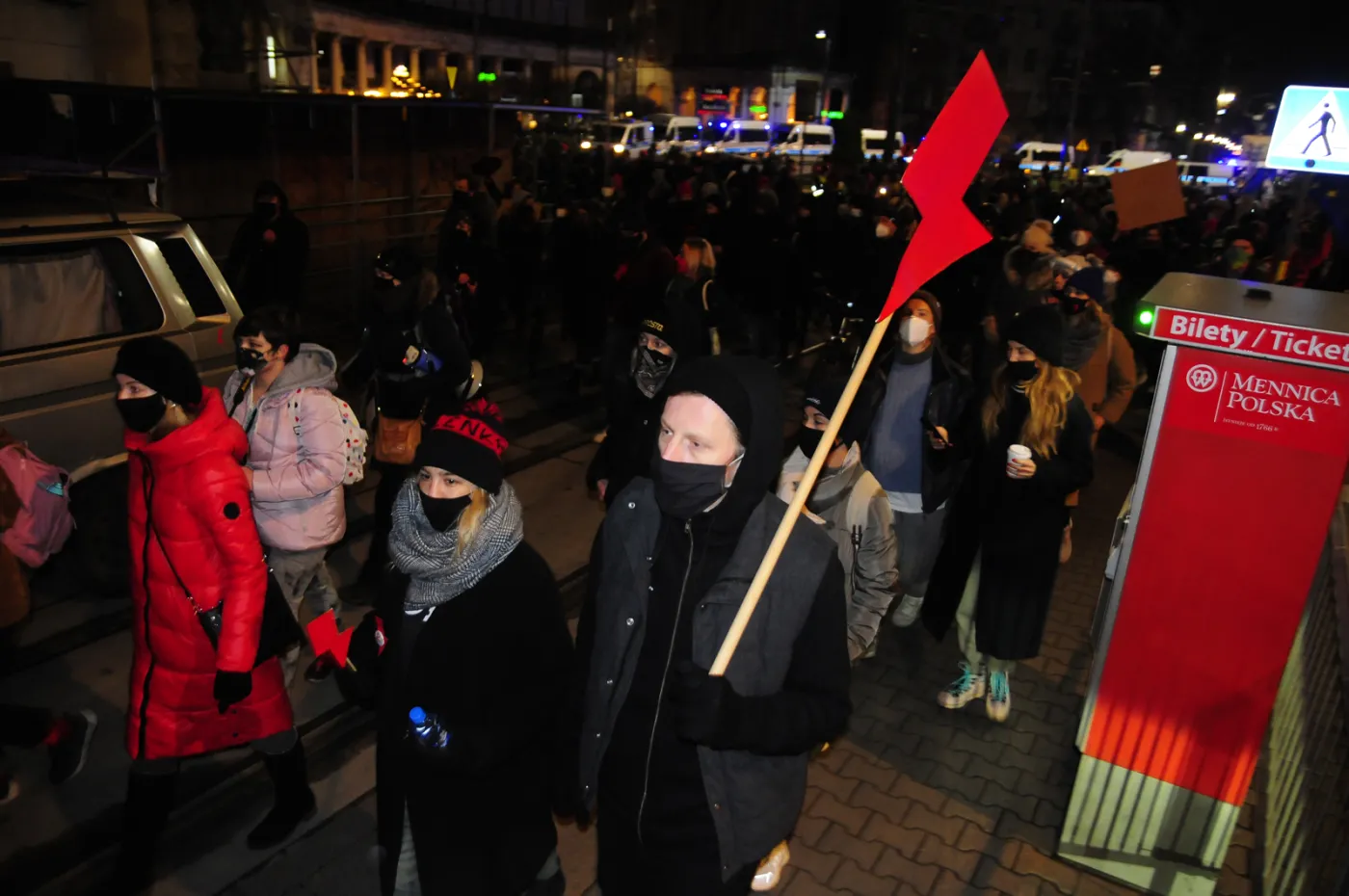 Studentka kontra Uniwersytet Śląski. Symbol Strajku Kobiet wywołał zamieszanie