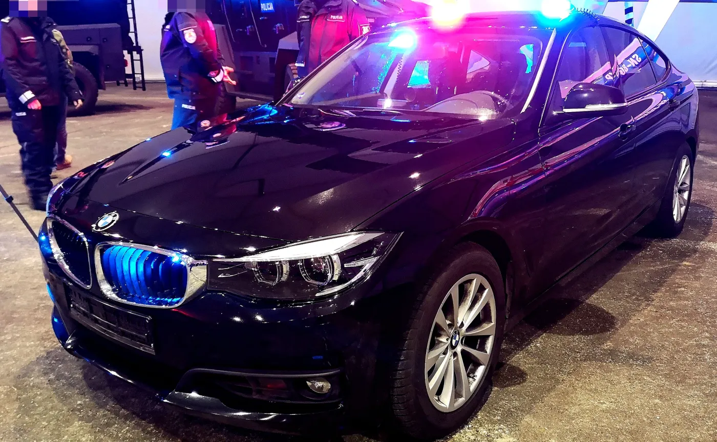 Nieoznakowane radiowozy policji już nie takie tajne