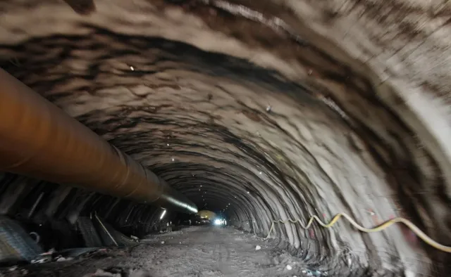 Tajemnicza sztolnia odkryta przy budowie drogi ekspresowej S3. Zobacz WIDEO