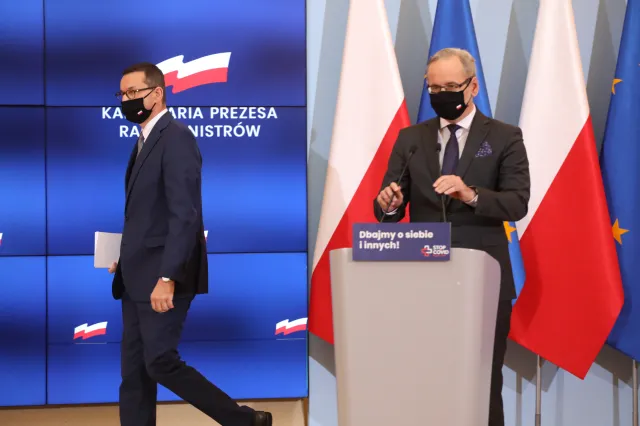 OBOSTRZENIA poluzowane. Oto plan odmrażania gospodarki. DATY