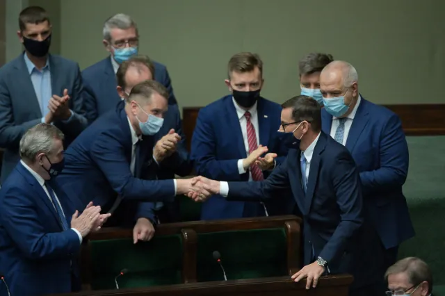 Premier: Bronimy prawa naszej młodzieży do nauki bez lewackiej indoktrynacji