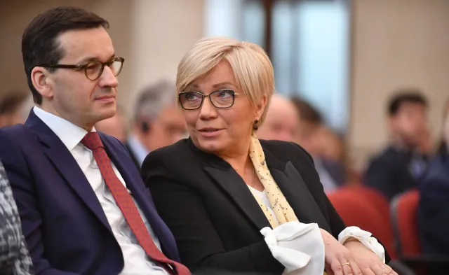 Prawo unijne czy krajowe? TK odroczył rozpatrywanie wniosku Morawieckiego