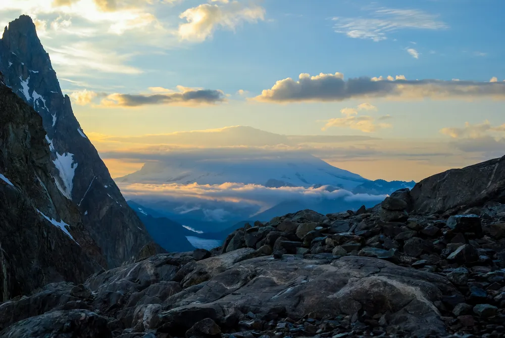 Dramatyczna akcja ratunkowa na Elbrusie. 5 alpinistów zginęło