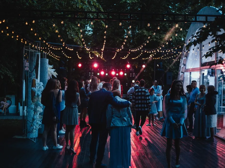 Pierwszy taniec to nie przymus! Oto, czym się go teraz zastępuje na weselach