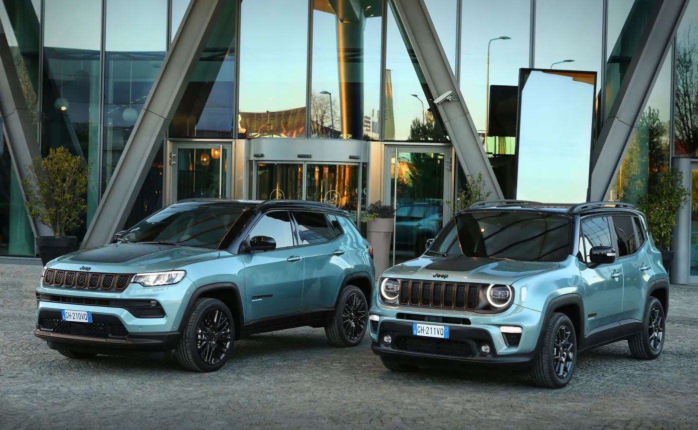 Jeep Renegade e-Hybrid i Compass