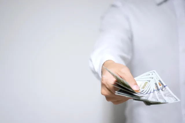 CBA zatrzymało byłego dyrektora Plus Banku, chodzi o udzielenie 50 mln zł kredytu