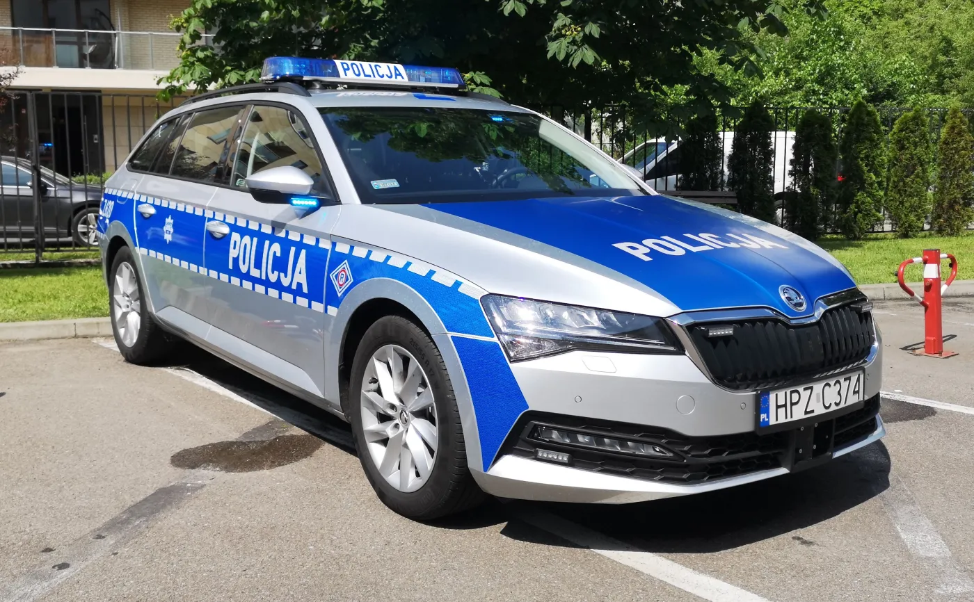 policja-28092333.jpg