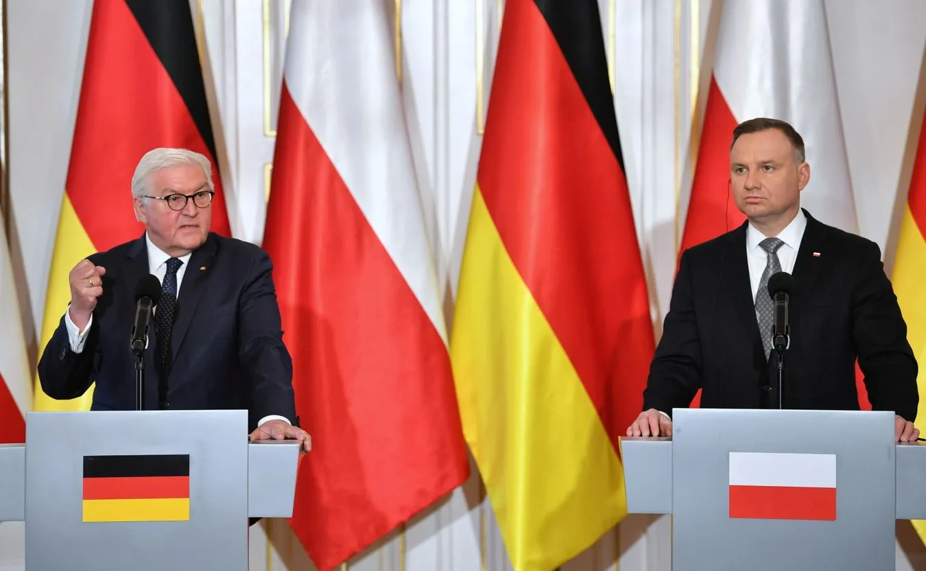 Duda z Steinmeierem rozmawiali o tym, jakie kroki podjąć, by wojna na Ukrainie się skończyła