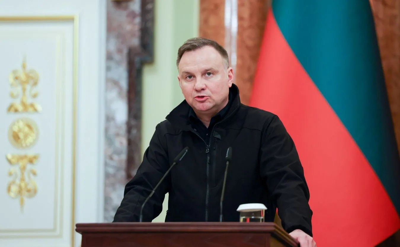 Prezydent po powrocie z Kijowa: Rosjanie prowadzą na Ukrainie wojnę totalną