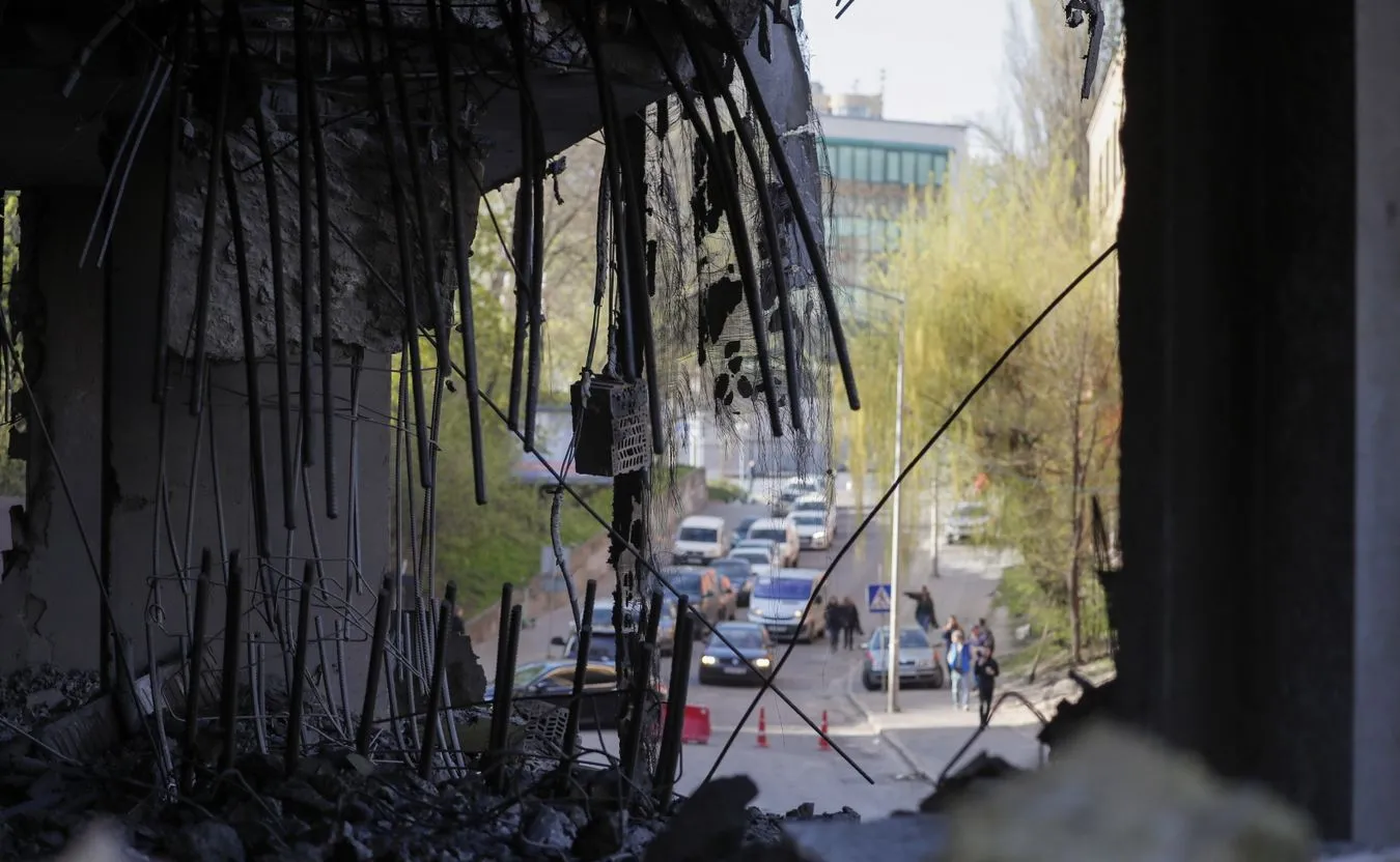 Odnaleziono ciała ponad 1200 osób w obwodzie kijowskim. Trwa identyfikacja cywilów