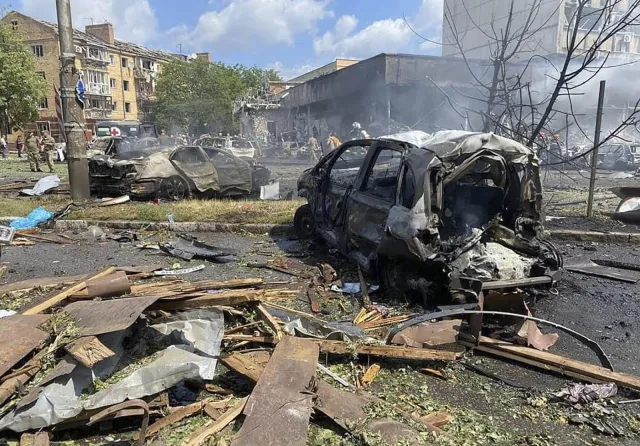 Rośnie liczba ofiar rosyjskiego ataku na Winnicę. 21 zabitych, blisko 50 zaginionych