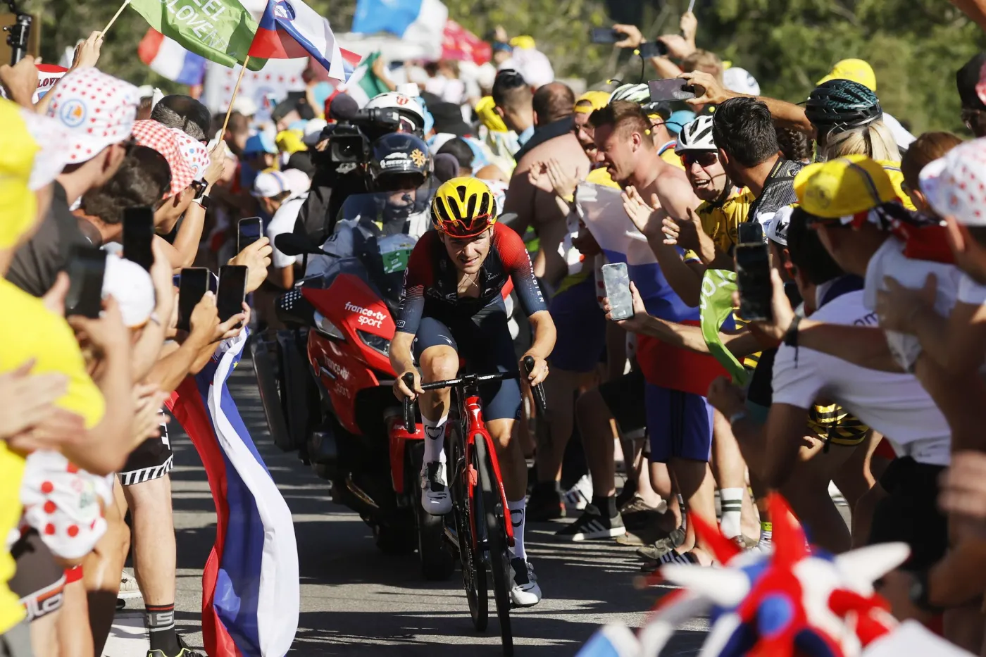 Tour de France: Pidcock wygrał 12. etap, Vingegaard nadal liderem