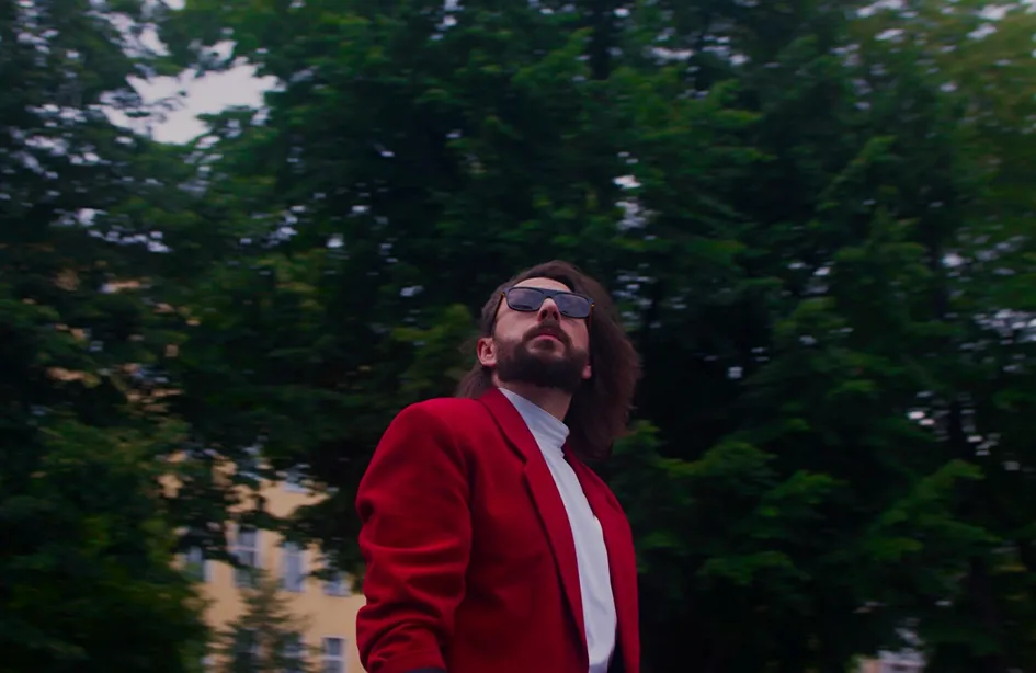 "Tańcz" z Leskim. Kolejny singiel zapowiadający cyfrową epkę już w sieci