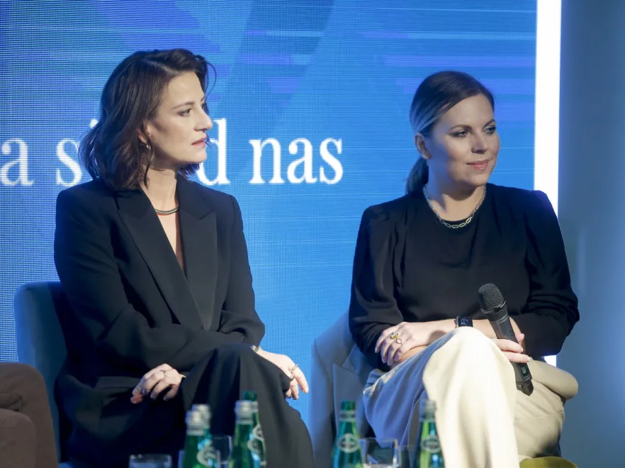 Garnituromaniaczki Maja Ostaszewska i Aleksandra Kwaśniewska promują markę biżuteryjną. FOTO