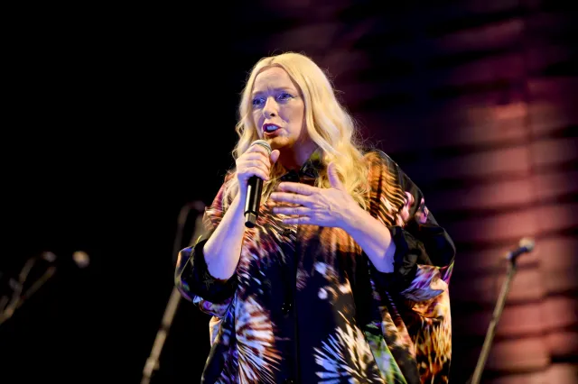 Afera z Caroline Derpienski. Katarzyna Nosowska przerywa milczenie