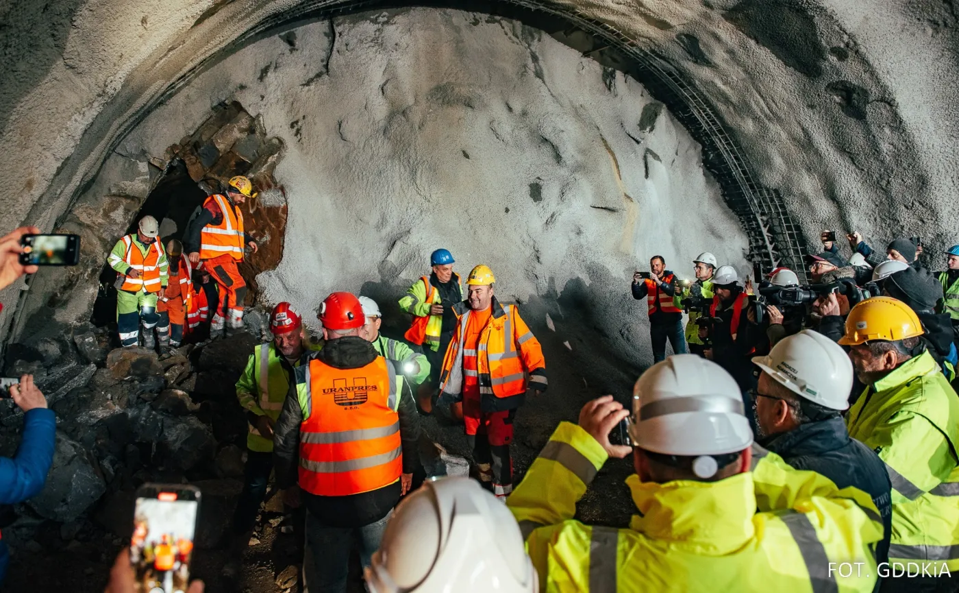 Tunel na drodze ekspresowej S1 wydrążony, inwestycja rośnie w oczach. Wiemy, kiedy pojadą nim kierowcy