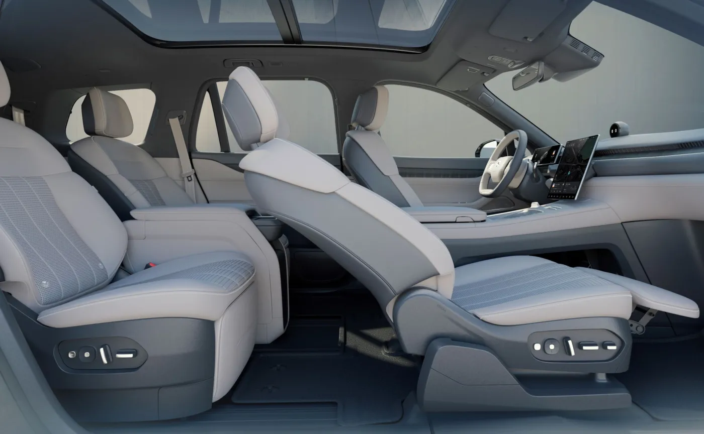 nio-es8-37666668.jpg