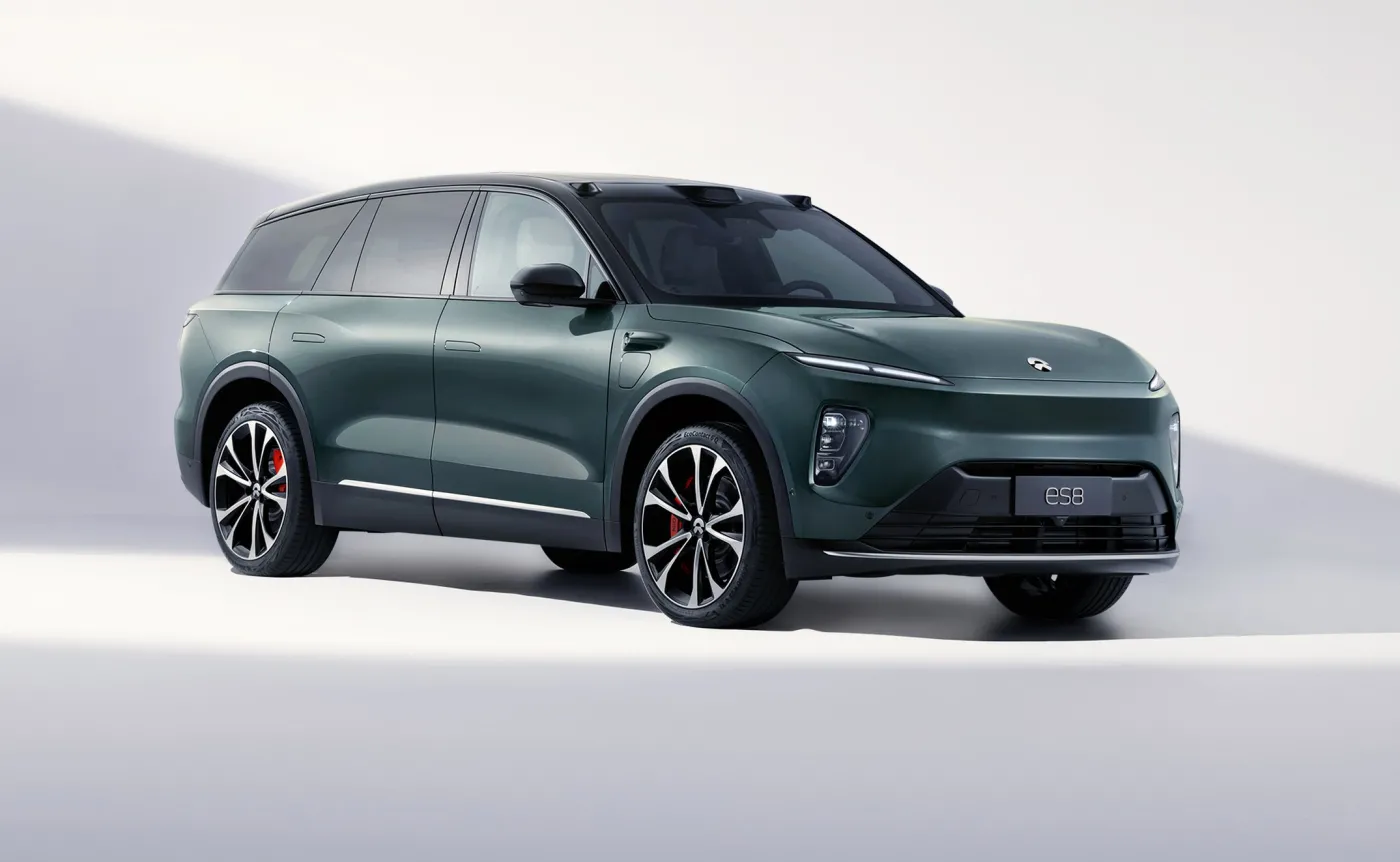 nio-es8-37666694.jpg