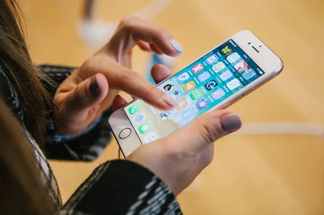 Apple Pay już w Polsce. Oto banki, które oferują tę usługę klientom