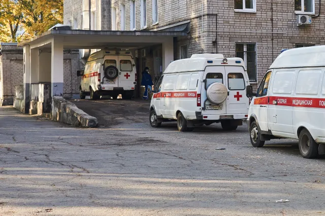 Sanatoria i przychodnie Rosjanie przekształcili w szpitale. "Pilnie potrzebują leków"