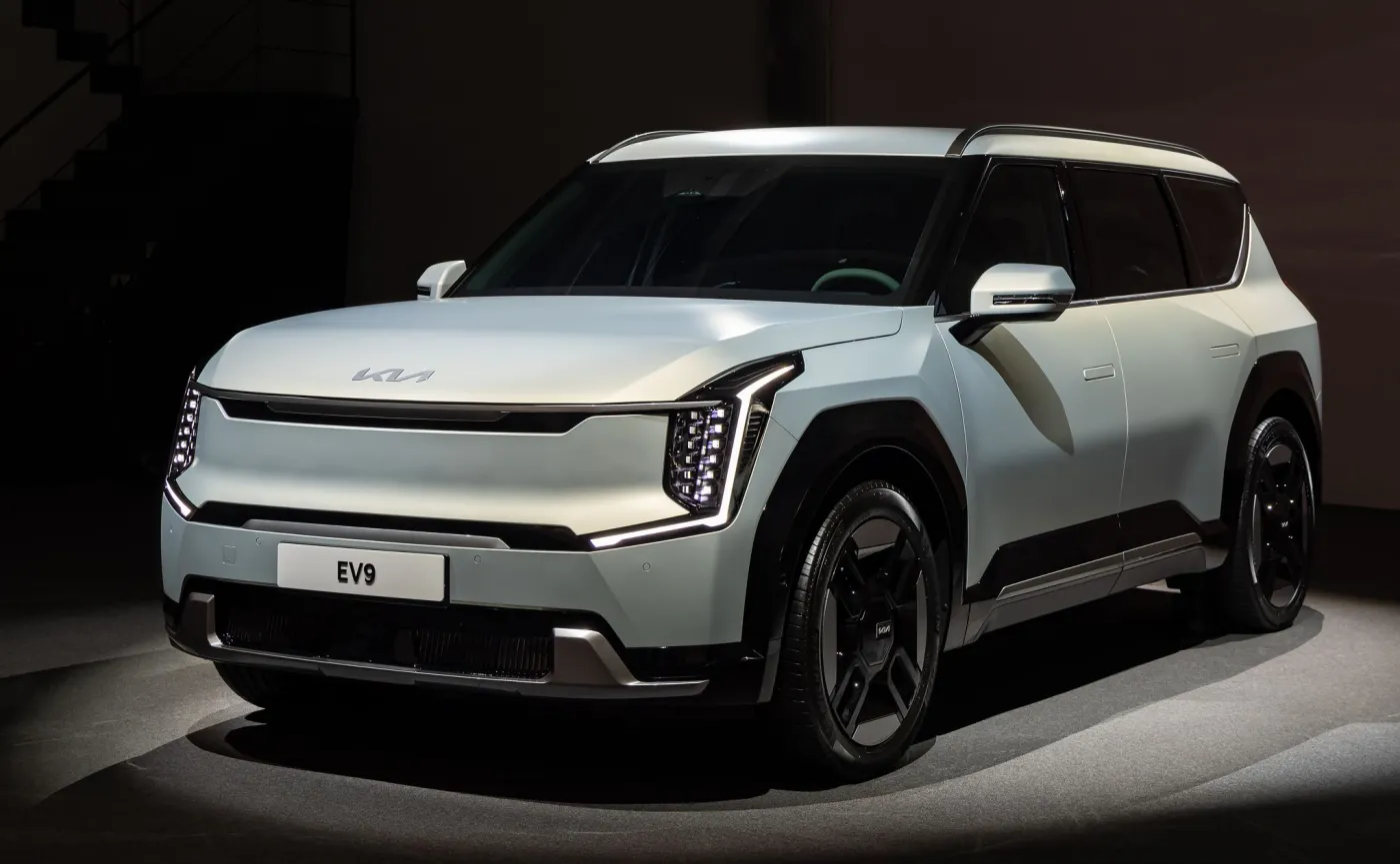 kia-ev9-37739331.jpg