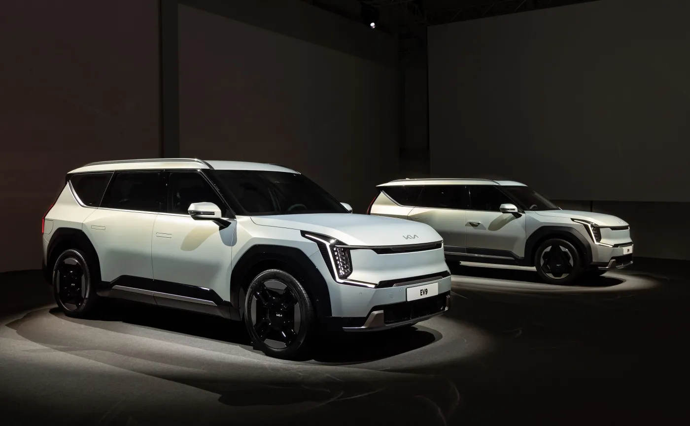 kia-ev9-37739313.jpg