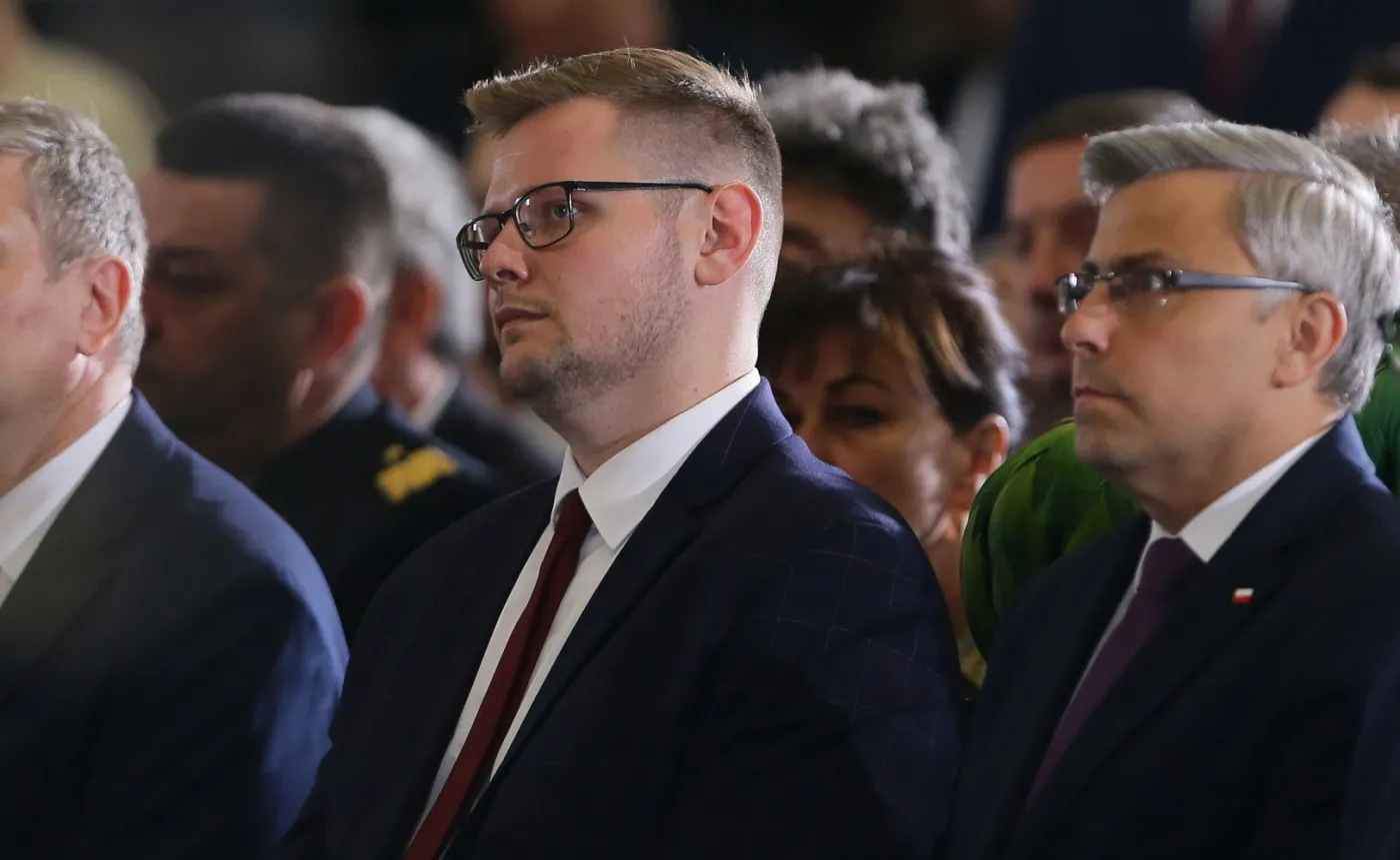 Woś o Komisji Europejskiej. "Oni chcą, żebyśmy jak jakiś kundel prosili ich łaskawie"