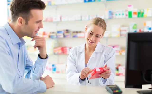 "Rób zakupy bez podniety; suplementy to nie leki". Najnowszy klip Głównego Inspektora Sanitarnego