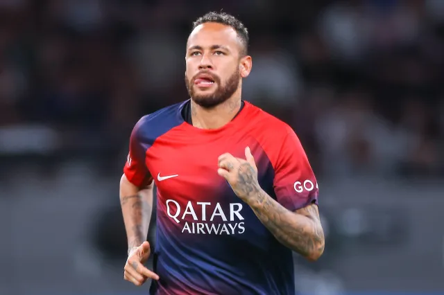 Neymar ma dość Paryża. Chce wrócić do Barcelony