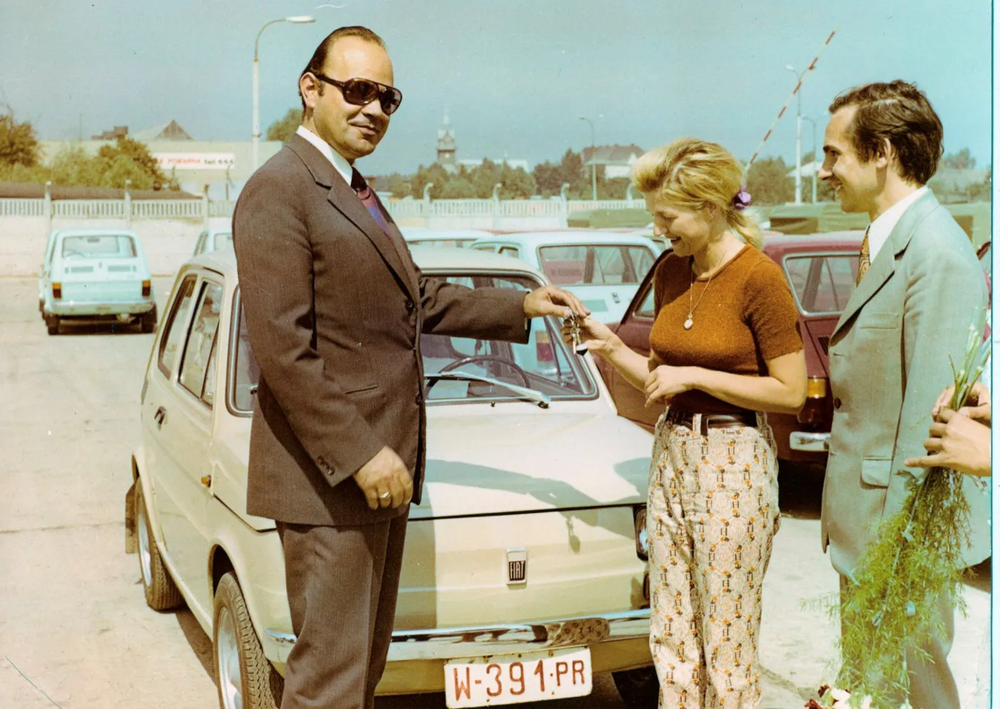 To był najpopularniejszy samochód PRL. 50 lat temu rozlosowano pierwsze modele