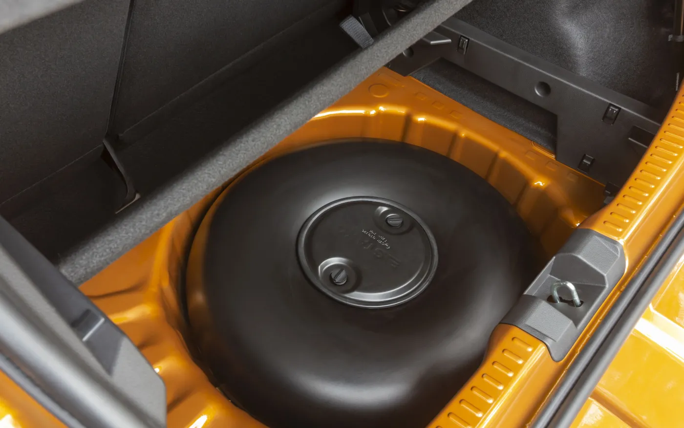 Dacia z LPG, Skoda z TDI czy hybryda Toyoty? Oto najoszczędniejsze auta używane