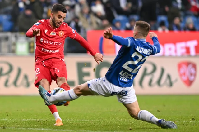 Niespodzianka w Poznaniu. Lech nie wykorzystał potknięć rywali [WIDEO]