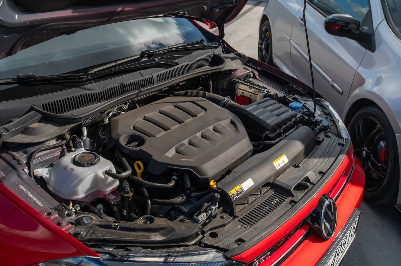Renault Clio RS vs Volkswagen Polo GTI