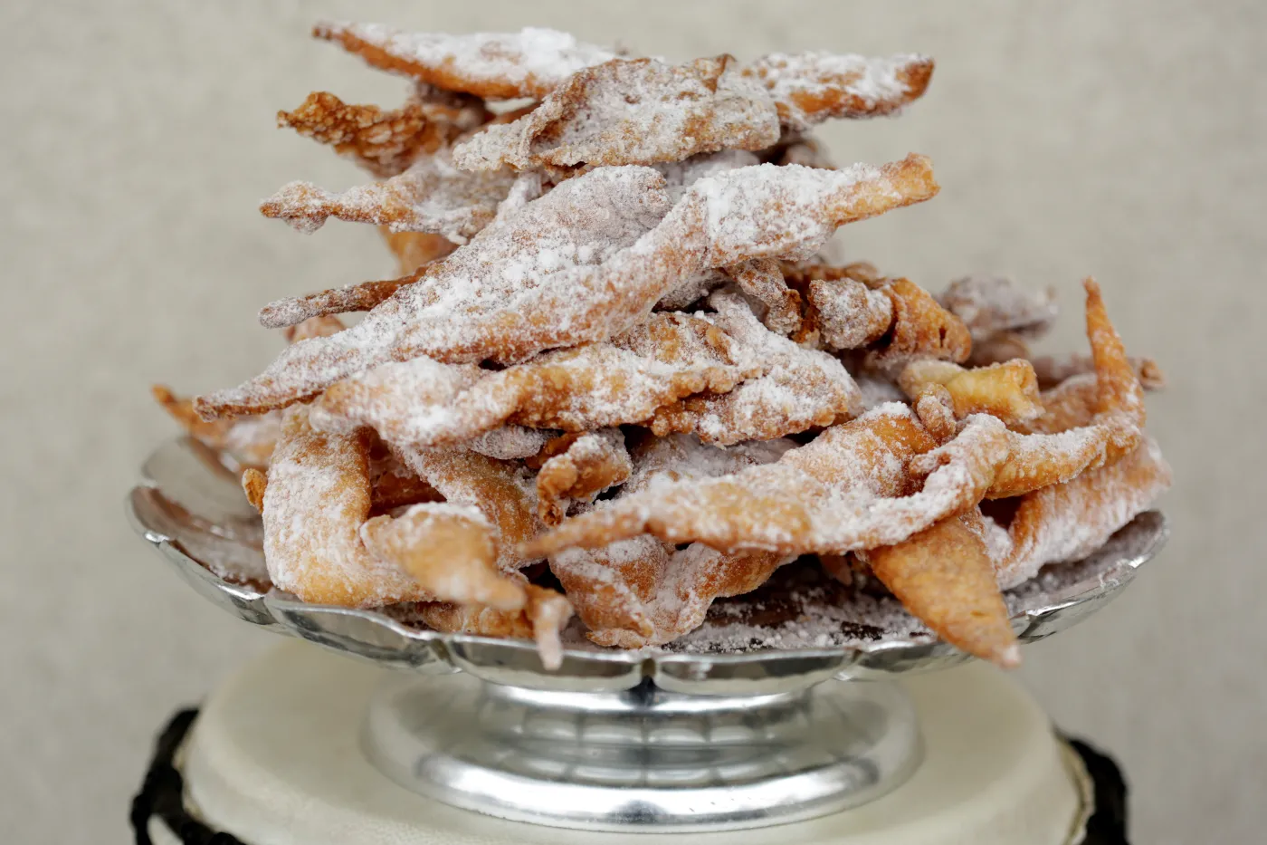 Idealnie kruche, a mniej pracochłonne. Wypróbuj ten patent na faworki!