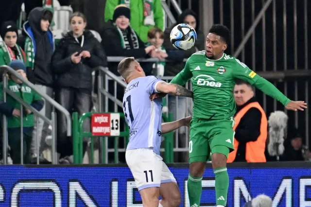 Kontrowersyjna czerwona kartka Kobylaka, popis Grosickiego, Radomiak na łopatkach [WIDEO]