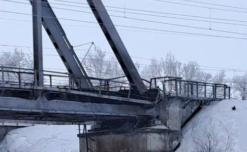 Eksplozja na moście kolejowym w Rosji